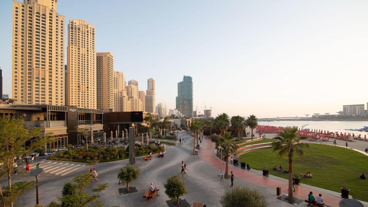 Homestar, Jumeirah Beach Hostel - Jbr - Pool, Beach, Metro Дубай Екстериор снимка