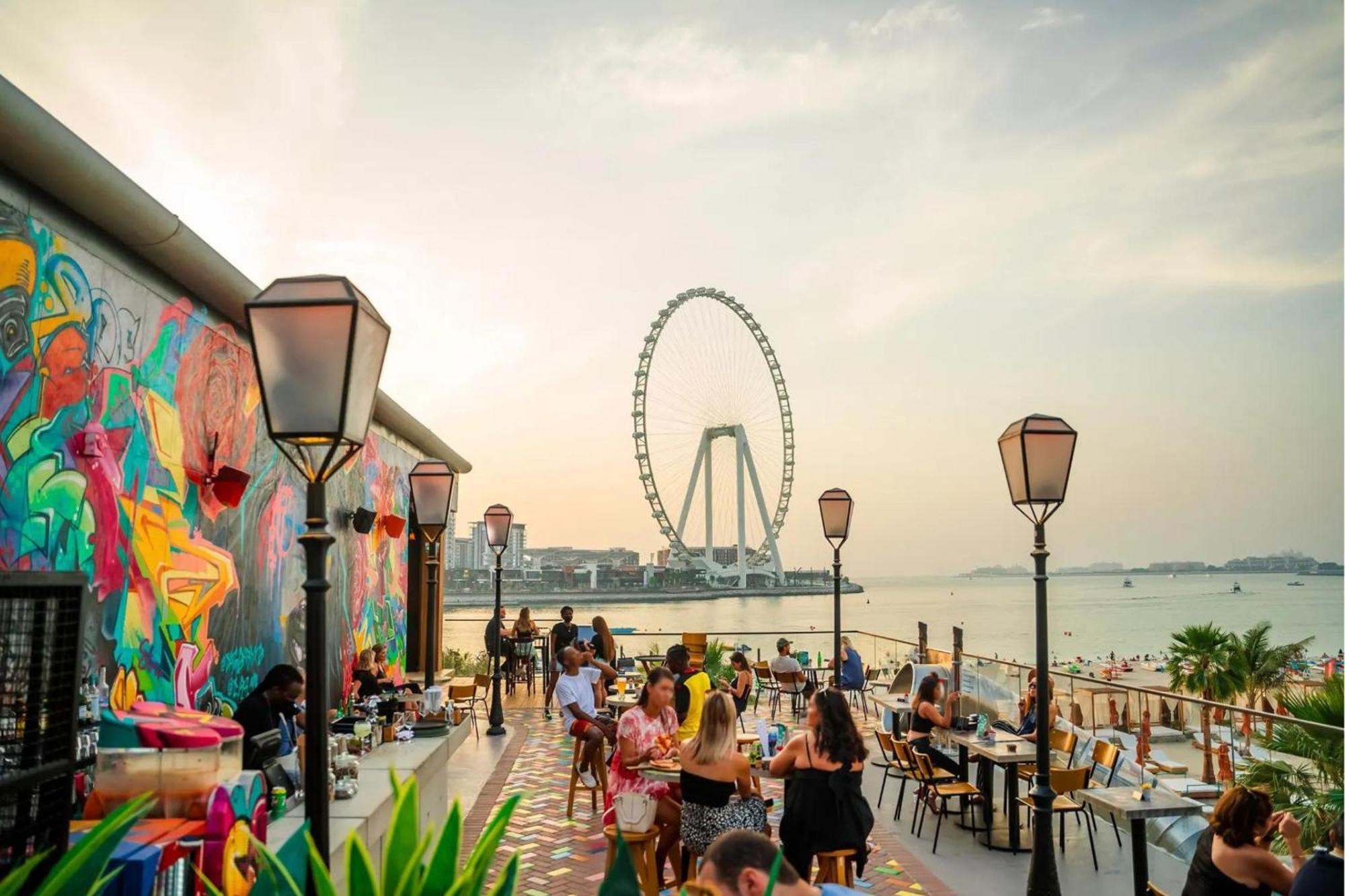 Homestar, Jumeirah Beach Hostel - Jbr - Pool, Beach, Metro Дубай Екстериор снимка